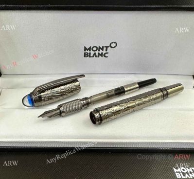 New Montblanc Starwalker SpaceBlue Fountain Pen Black Metal